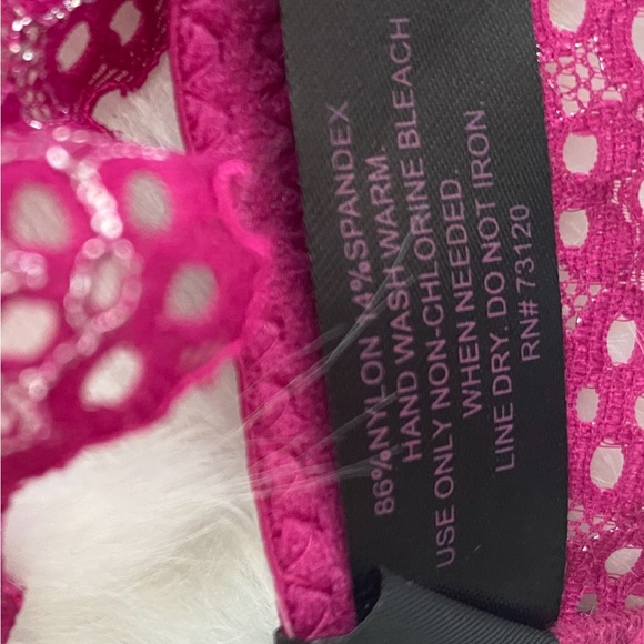 NWT Fredricks of Hollywood women’s fuschia metallic lace bra/ bralette - Picture 7 of 12